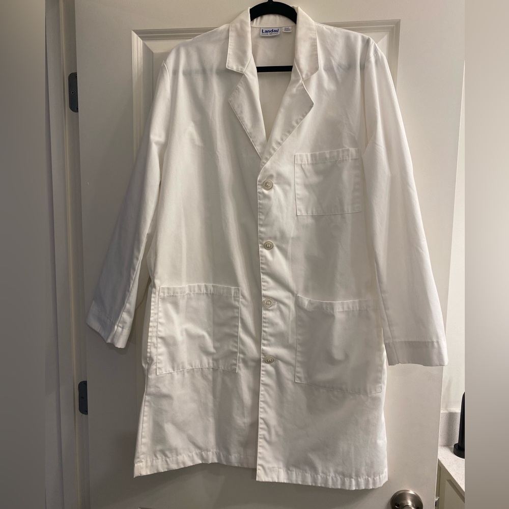 White lab coat (one size, unisex)